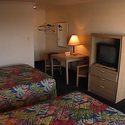Imperial 400 Motor Inn Нийдълс Стая снимка